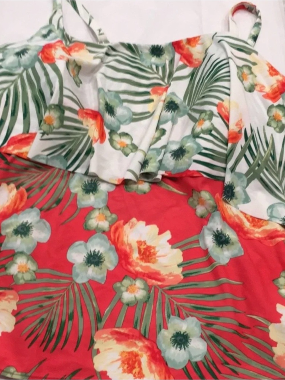 Cacique tropical swim top tankini 28. No underwire lined cups.
